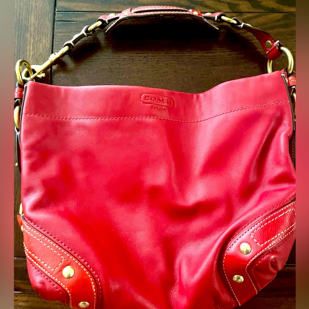 COACH Purse - Beautiful red leather shoulder bag.
